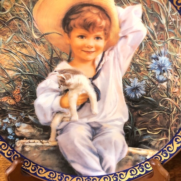 SANDRA KUCK La Belle And La Beau LARGE Plates THE PREMIER COLLECTION set of 2 - Picture 3 of 6